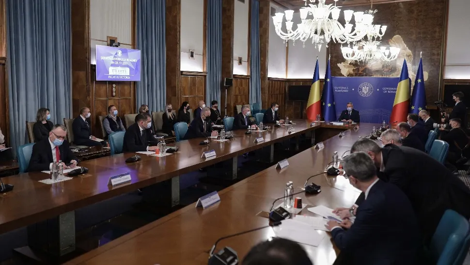 SURSE: Miniștrii lui Ciucă, chemați la RAPORT. Liberalii vor "CAPUL" titularilor cu restanțe: ce "CARTE" joacă PSD