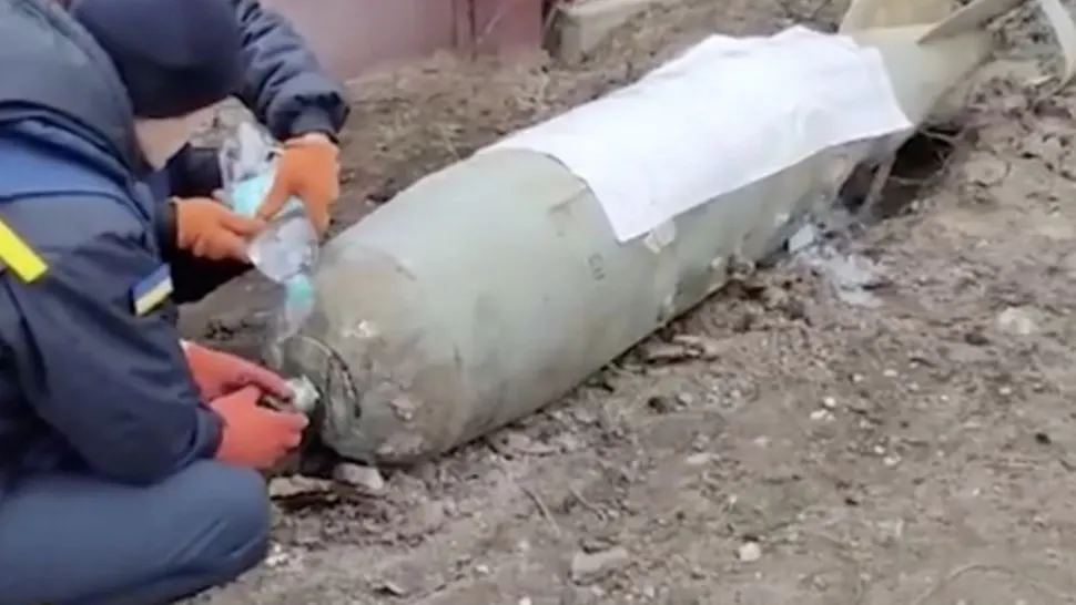 VIDEO | Dovada că rușii bombardează Ucraina cu armament interzis - proiectile cu fragmentare