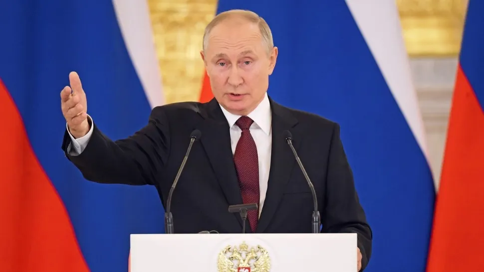 PUTIN, delir șocant - Se compară cu JK Rowling, acuză Occidentul de „anularea” culturii ruse și invocă naziștii care au ars cărți în anii `30