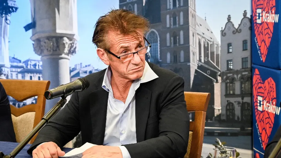 Actorul american Sean Penn oferă sprijin refugiaților ucraineni din Polonia