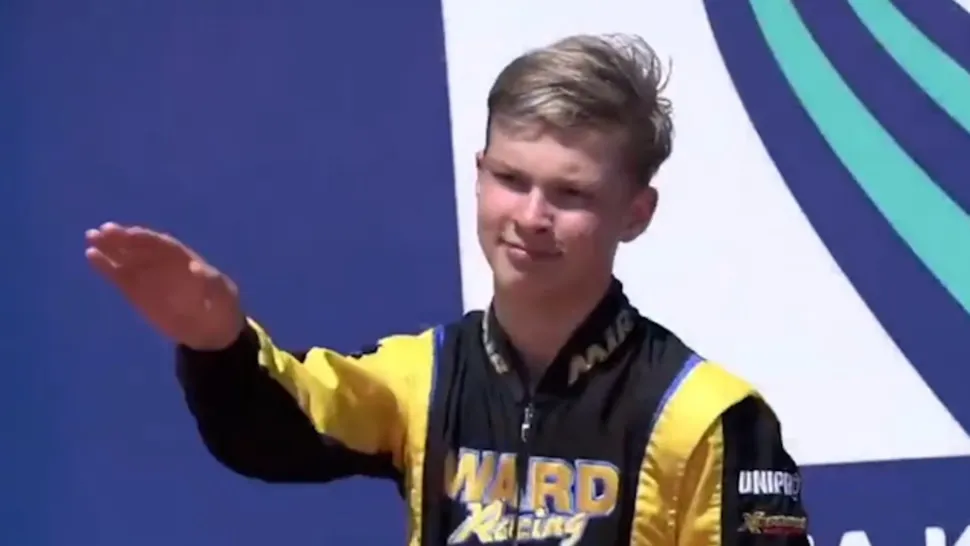 Propaganda rusă are succes la cele mai fragede vârste: Un pilot de 14 ani a făcut salutul nazist râzând în hohote - VIDEO