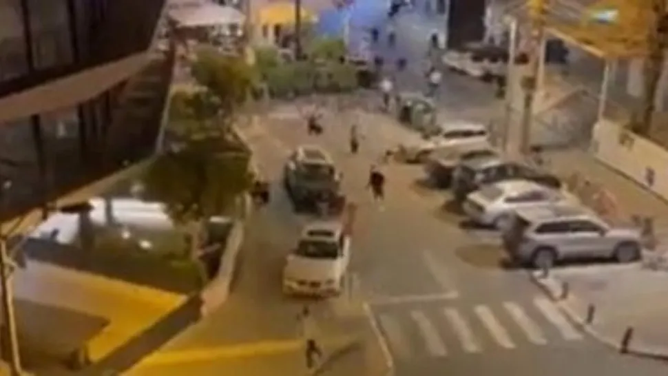 VIDEO | Doi morți și opt răniți într-un atac în centrul Tel Avivului. Atacatorul este în libertate