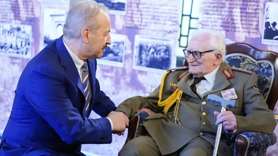 Vasile Dîncu: Lucrăm la eliminarea inechităților între PENSIILE militarilor