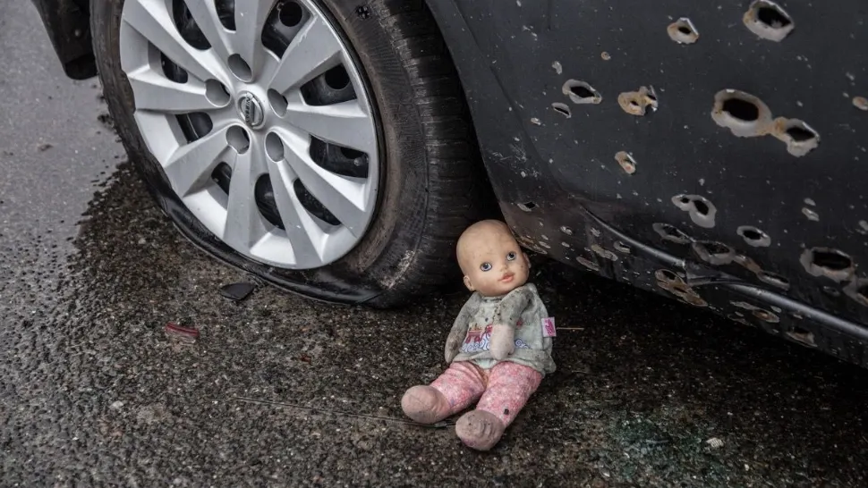 Războiul din Ucraina NU ține cont de nicio regulă! Rușii lasă în urma lor doar MOARTE: REGIUNILE unde s-au înregistrat cele mai multe victime în rândul copiilor