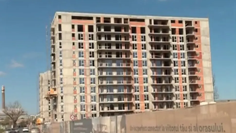 Românii primesc lovitură după lovitură în plin val al scumpirilor. Prețul locuințelor va exploda