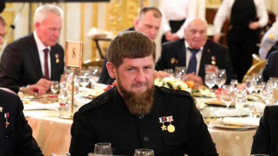 VIDEO Kadîrov, "lacheul lui Putin", un "Rambo" frustrat, comandantul unei armate TikTok de torționari 