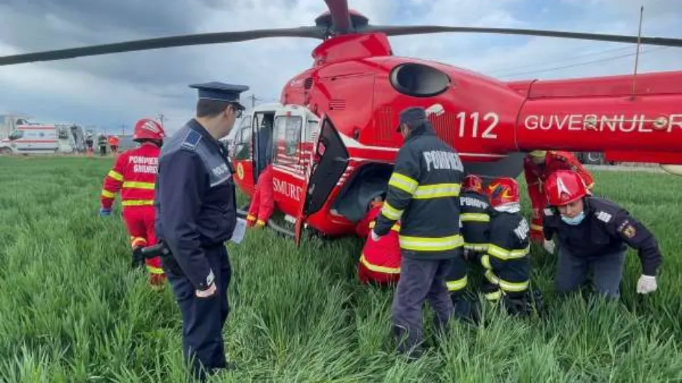 Carambol cu 4 mașini în Prahova. O victimă preluată de elicopterul SMURD