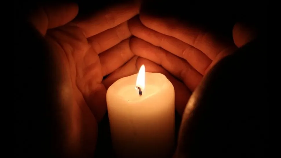 Sfânta Lumină va fi adusă de la Ierusalim sâmbătă seară 
