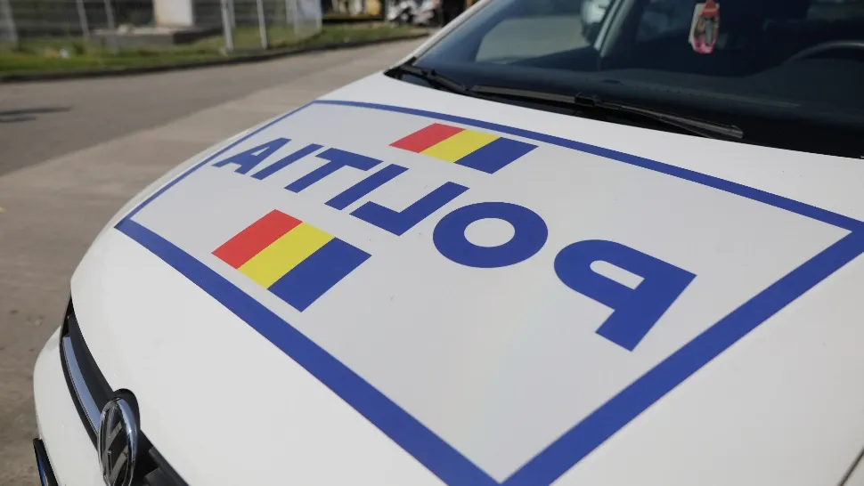 Urmărire cu focuri de armă, la Constanța: șofer drogat și fără permis