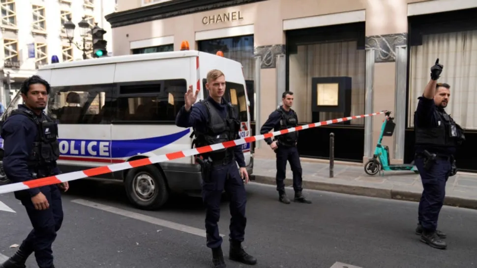 VIDEO | Jaf ca în filme într-un magazin de lux din Paris