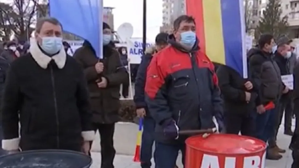 Nou protest al angajaților Alro Slatina. Oamenii cer majorarea salariilor