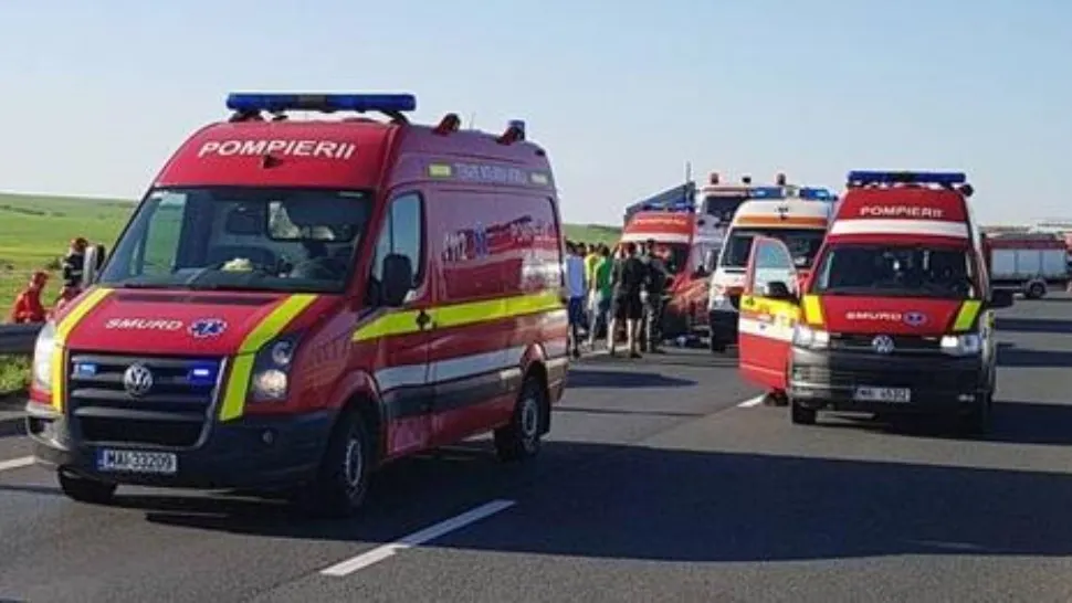 Pompier mort lângă Autostrada A1. Un coleg l-a accidentat cu autospeciala de stingere
