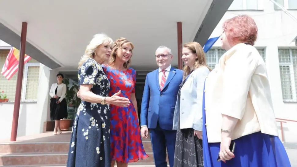 Sorin Cîmpeanu: „M-a bucurat aprecierea Primei Doamne a SUA pentru profesorii și elevii români”