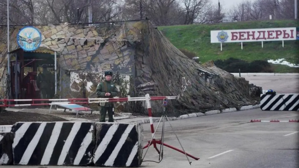 MAE anunță eliberarea celor 2 jurnaliști români reținuți în Transnistria - Avertisment pentru evitarea regiunii 