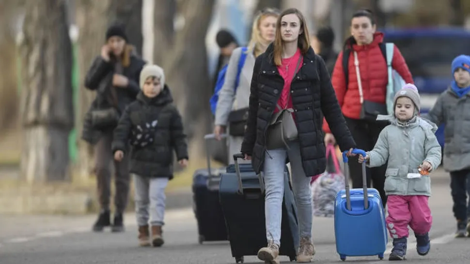 AJUTOARE pentru refugiații din Ucraina de 1,5 milioane de lei din rezerva de stat - Tabere mobile în 6 județe, inclusiv Capitala