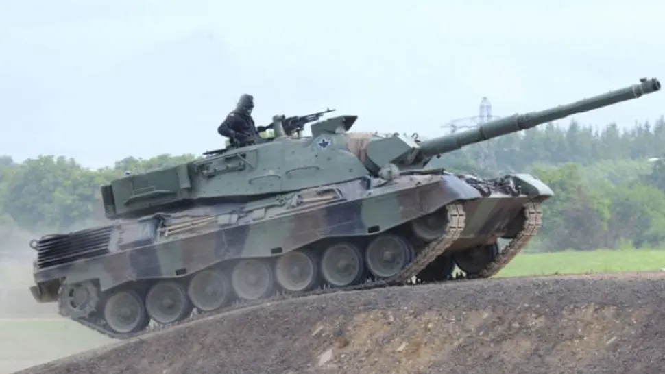 Tancurile germane LEOPARD, văzute pe câmpul de luptă din Ucraina. Oficial, nu există o confirmare