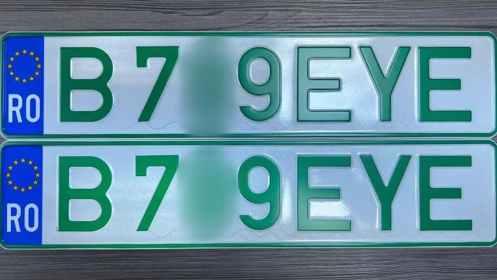 Eliberarea numerelor verzi pentru maşinile electrice a început 