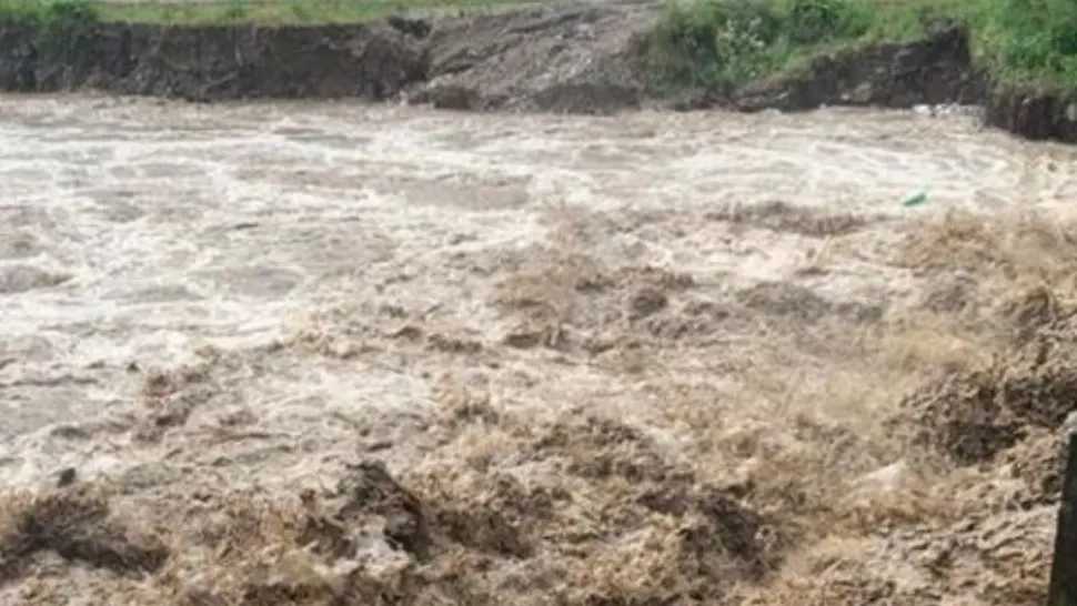 ALERTĂ de inundații: Coduri portocaliu și galben pe râuri din 15 județe în următoarele zile - HARTA zonelor afectate