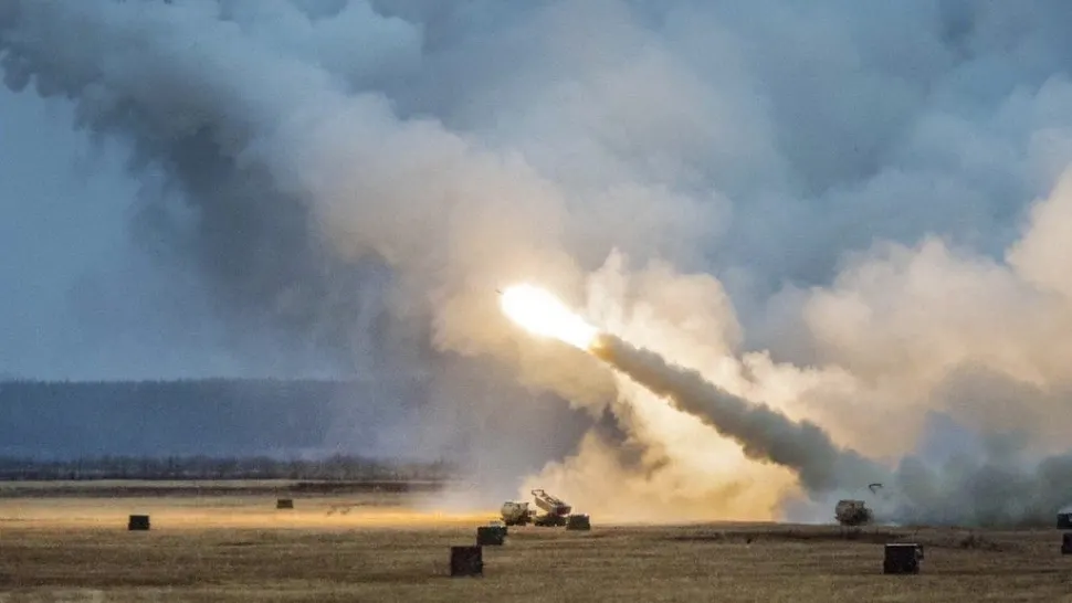 Ucraina a primit lansatoarele de rachete americane HIMARS. Cât de eficientă e noua armă 