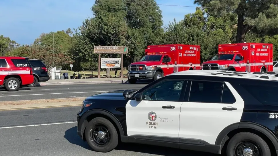 Atac armat într-un parc din Los Angeles: 2 morți și 5 răniți, printre care și un copil de 3 ani - VIDEO
