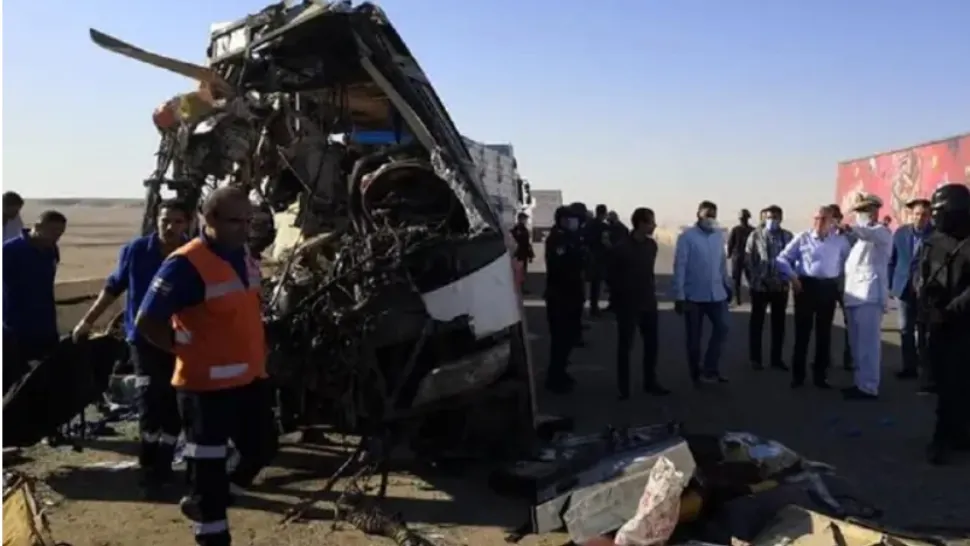 Cel puţin 22 de morţi şi 33 de răniţi, după un accident de autobuz, în Egipt! CATASTROFĂ, pe șosea