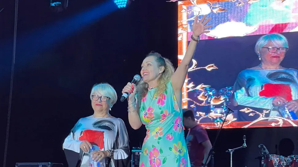 Ce reacție a avut Elena Lasconi când a aflat că fiica sa are relații cu alte femei