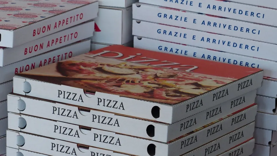 Cum a salvat un livrator de pizza doi copii dintr-un incendiu