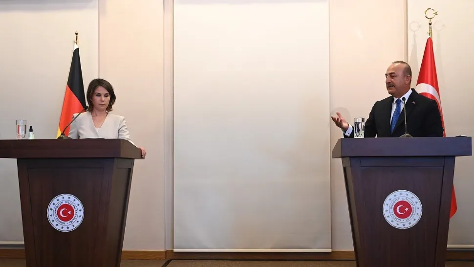 Schimb de replici acid, în faţa presei, între miniștrii de Externe ai Turciei și Germaniei. De la ce a pornit disputa