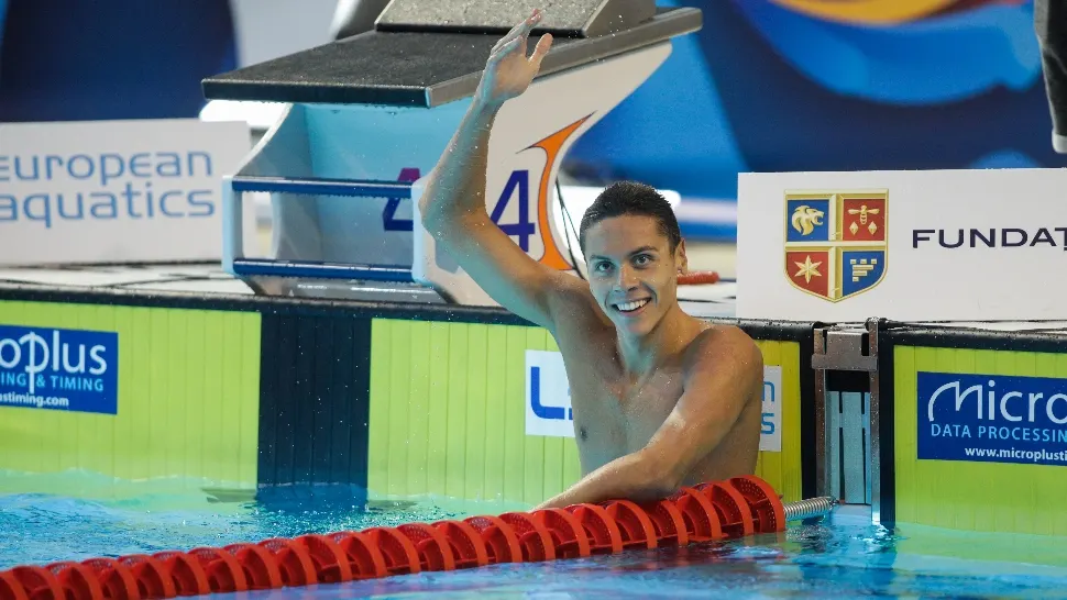 David Popovici, calificat în semifinalele probei de 100 m la Europene, cu un nou record al competiţiei
