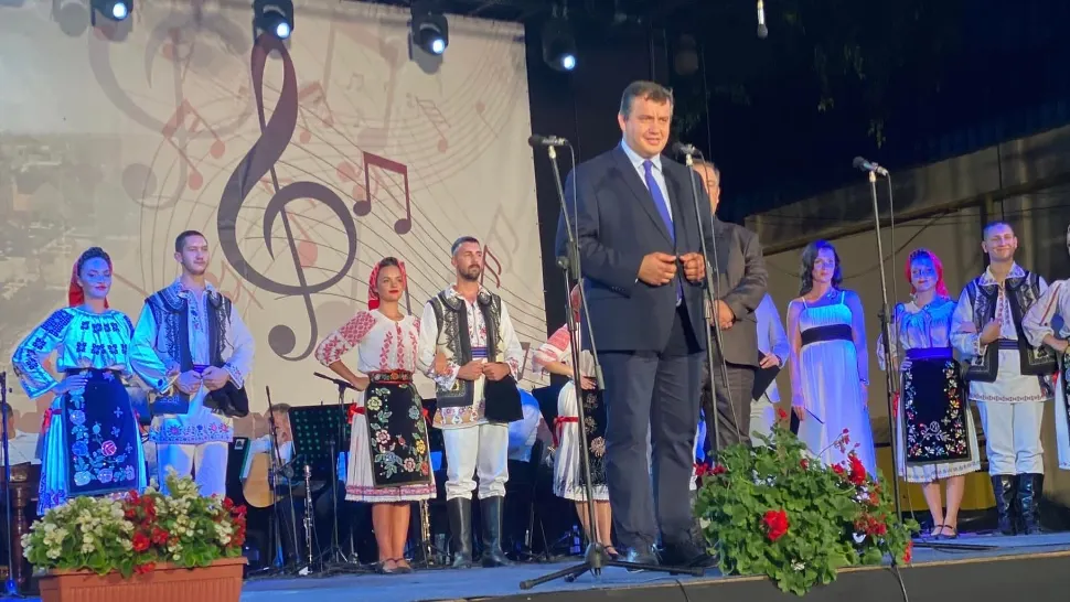 Cel mai mare eveniment al românilor din Serbia. Eugen Tomac: „O adevărată lecție de patriotism”