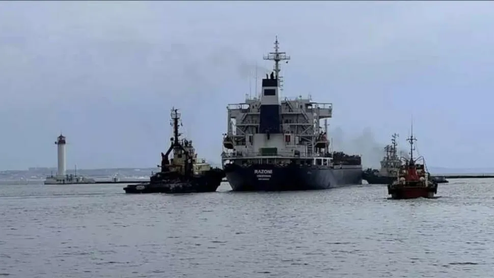 Prima navă cu cereale ucrainene a părăsit luni portul Odesa, după 5 luni de la începutul războiului lui Putin - VIDEO