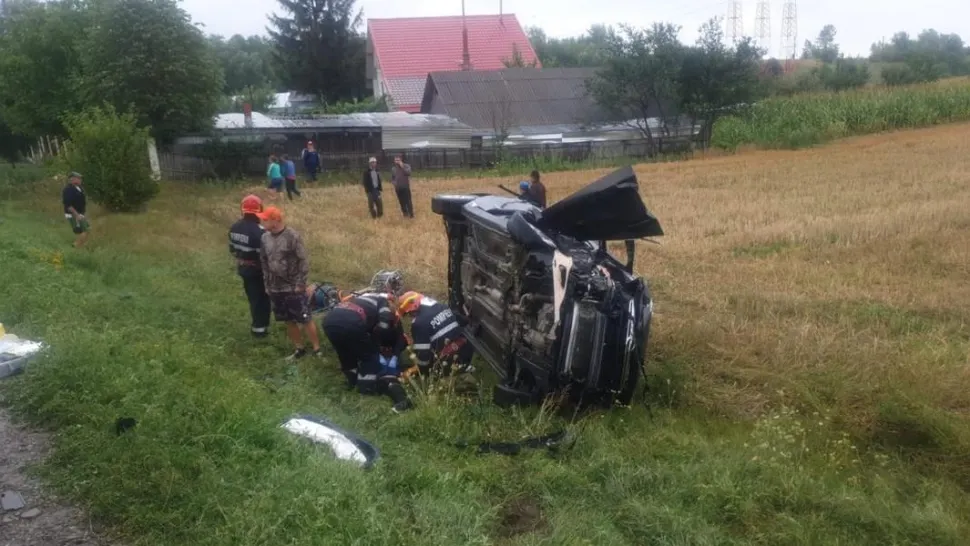 Carambol cu 3 mașini, în Iași. Un copil de 14 ani a murit, iar alte 3 persoane sunt rănite - FOTO