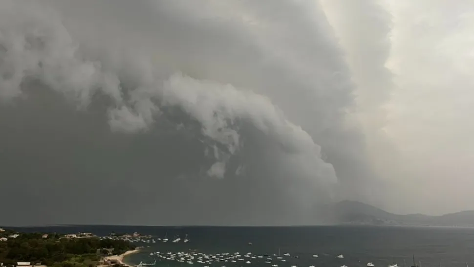 Furtuni devastatoare în Corsica: 2 morți și 12 răniți, vânt de peste 200 km/oră – VIDEO