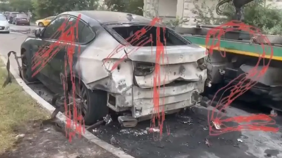 Război Ucraina. Mașina unui înalt oficial al armatei ruse, incendiată într-o parcare de la periferia Moscovei (video)