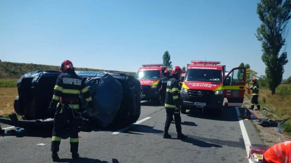 TRAGEDIE pe șosea: un bărbat și un copil au MURIT! Un alt copil este în stare gravă - FOTO