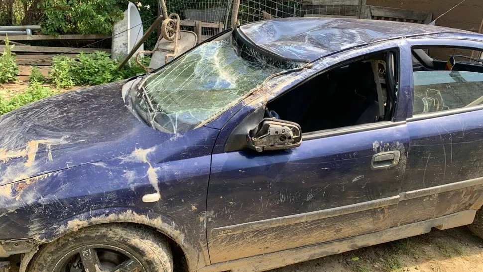 Cursă nebunească la Zalău. Șofer beat, fără permis și cu numere false, oprit cu zeci de focuri de armă