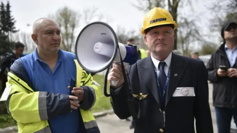 Sindicatul TAROM, pregătit de grevă. Conducerea, acuzată de rea-credință, n-a acceptat majorarea salariilor cu rata inflației