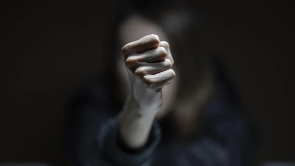 BĂTAIE în toată regula la DSP Ialomița - Scene incredibile între șefele de la Sănătate. A intervenit Poliția