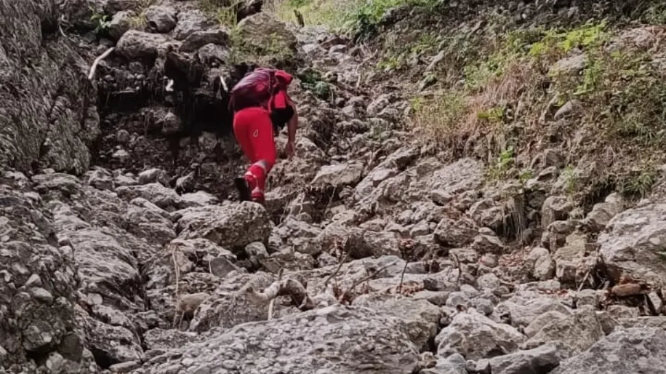  Operațiune de salvare în Munții Maramureșului. Trei ucraineni au solicitat ajutorul autorităţilor: oamenii s-au rătăcit, nu mai au provizii și sunt uzi