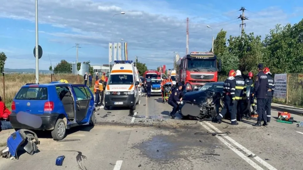 Accident grav la ieșirea din Botoșani! Un mort, patru răniți