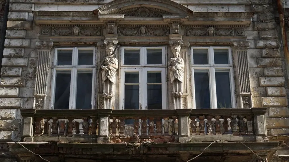 Clădirile cu risc seismic și renovarea energetică, în atenția municipalității. Nicușor Dan: AMCCRS pregătește documentațiile necesare pentru obținerea finanțării europene - FOTO 