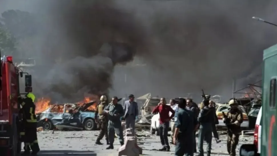 Moscova CONFIRMĂ pierderea de vieți omenești în atentatul cu bombă din Kabul: cine sunt cele două victime