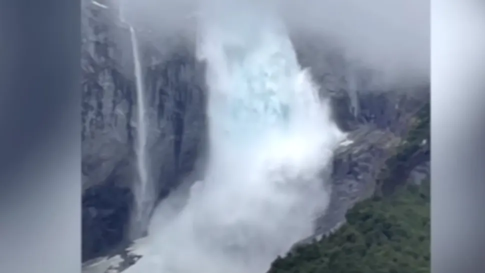 Încălzirea GLOBALĂ, efecte devastatoare: un ghețar din Chile s-a prăbușit - IMAGINI ULUITOARE - VIDEO