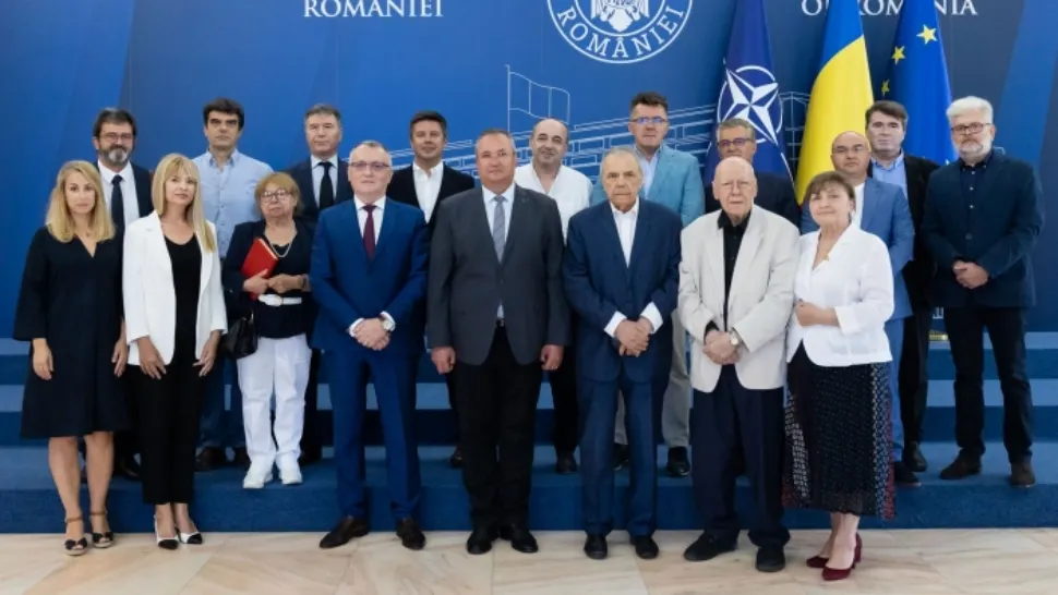 Premierul Nicolae Ciucă propune Programul „O carte pe an pentru fiecare elev”: „Dorim să încurajăm lectura, promovând autorii români”