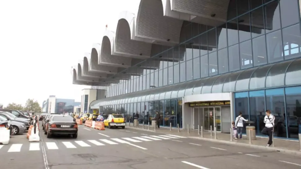 Amenințare teroristă cu bombă la bordul unui avion TAROM