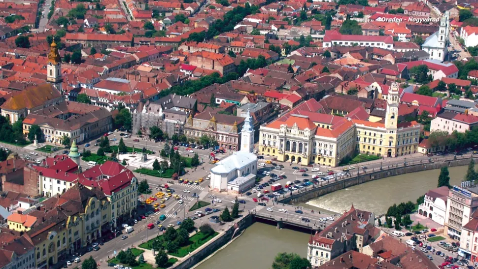 Scandal la Oradea. Mii de oameni au plătit un impozit majorat de 4 ori, din cauza unei greșeli a Primăriei