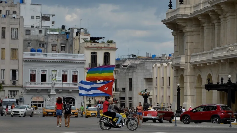 Cuba a legalizat prin referendum căsătoriile între persoane de același sex 