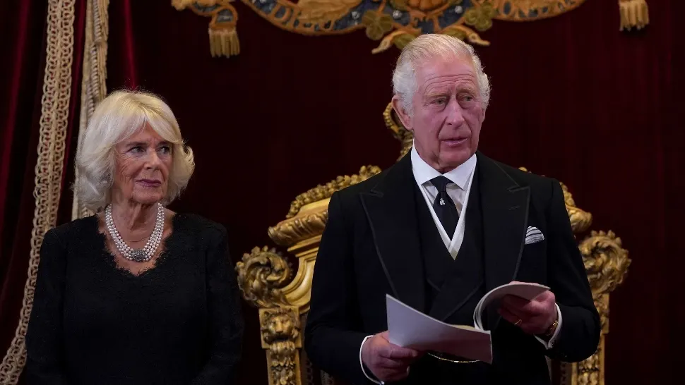 Regele Charles al III-lea primește condoleanțe în Parlament: „Sunt profund recunoscător” - Sicriul Reginei, depus la Catedrala St. Giles - LIVE