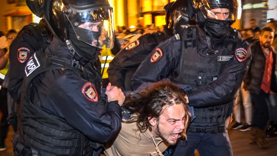 Cum i-a mințit Vladimir Putin pe ruși. Ce le spunea în luna martie despre mobilizare