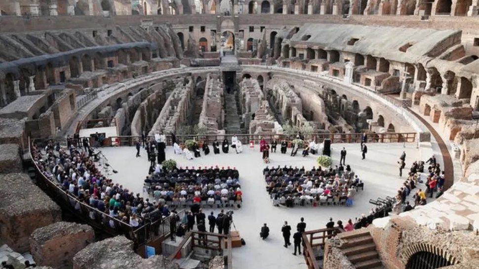 Rugăciune pentru PACE în Ucraina și în lume - Eveniment impresionant la Colosseum, cu lideri religioși și Papa Francisc - VIDEO